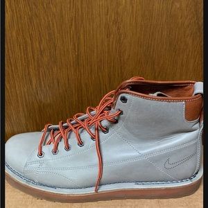 Nike Air Revelstoke Premium Cobble Boot size 11.